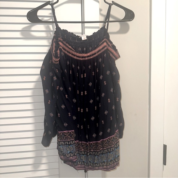 Spring Blouse, Dressy Blouse for Holidays - Picture 2 of 3